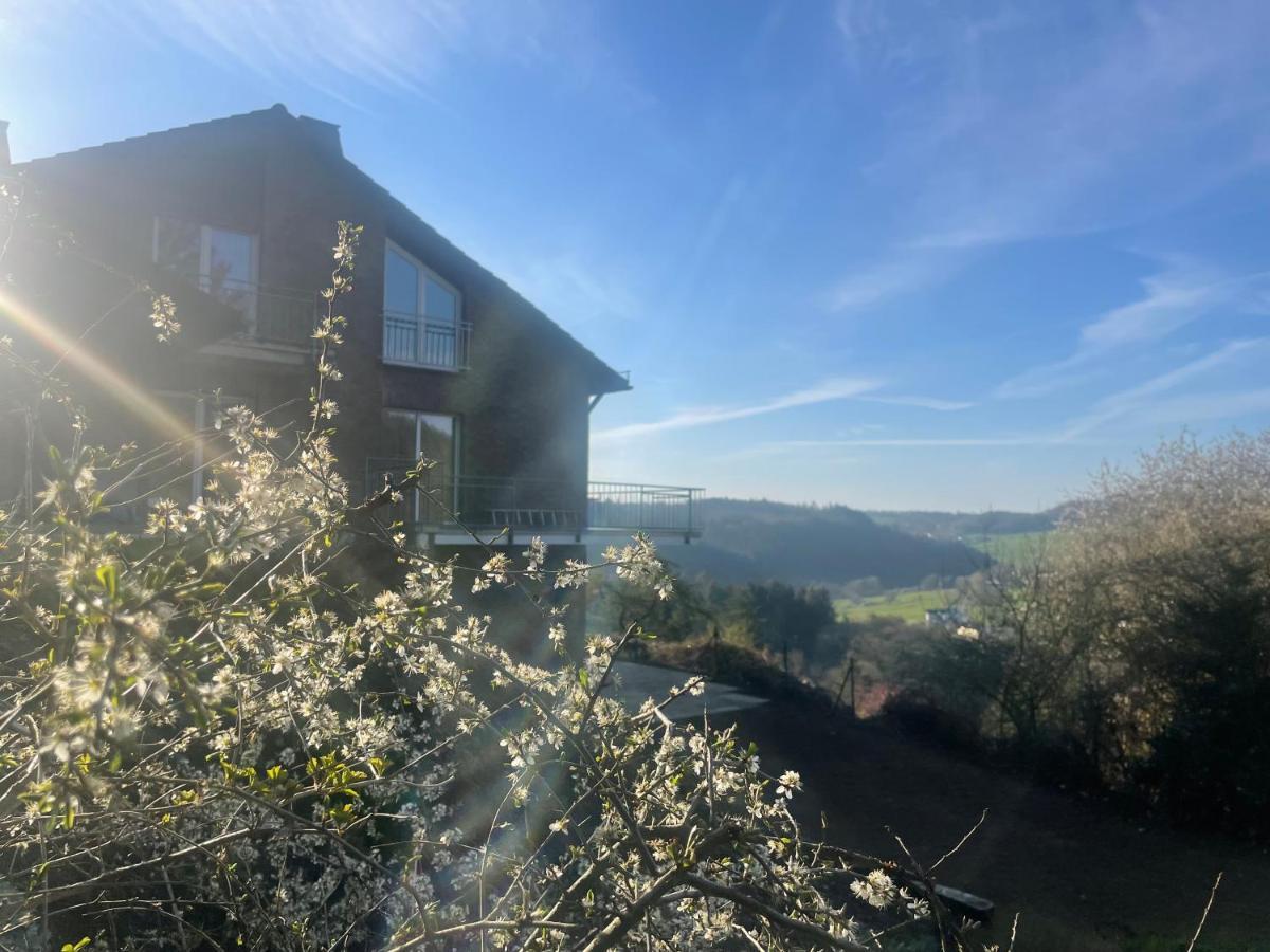 ダウンTraumhaus Am Wald 2アパートメント エクステリア 写真