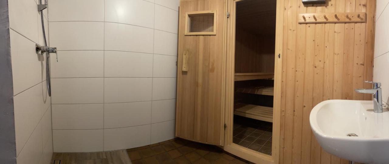 ダウンTraumhaus Am Wald 2アパートメント エクステリア 写真